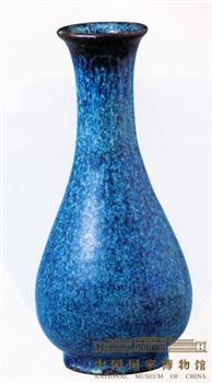 石湾窑翠毛釉瓶