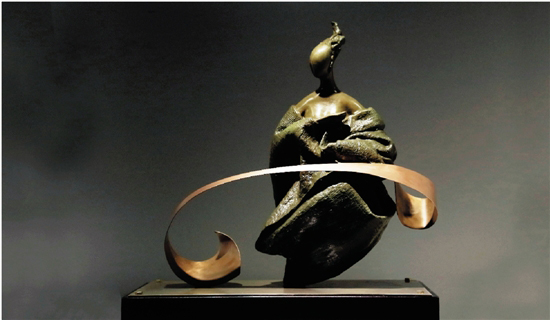 杨学军（广州美术学院） 琴 雕塑