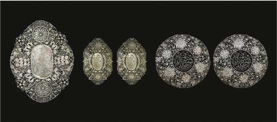 ˿ο A Set of Filigree Openwork Plates   20cm15.6cmأ136g С 14.5cm10cmأ57g61g Բο ھ16.4cmأ110g108g