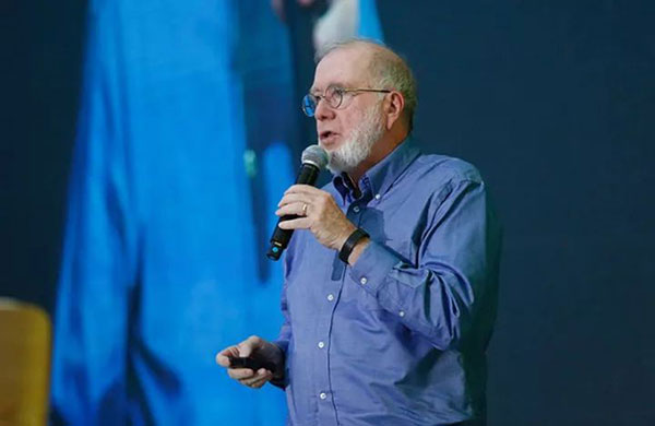 �����ߡ���־��ʼ���࿭�ġ�������Kevin Kelly��