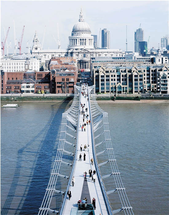 ǧ ׶ Ӣ 1996-2000 Nigel Young Foster+Partners