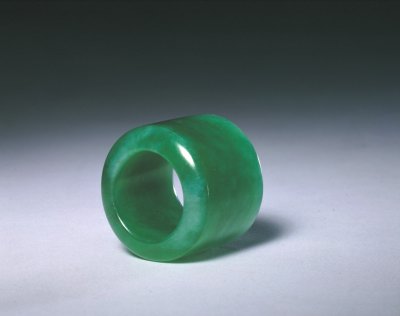  Emerald ring